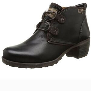 PIKOLINOS Black Leather Ankle Booties. Touch Of Brown.